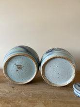Load image into Gallery viewer, Pair of Ginger Jars