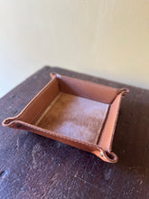 Load image into Gallery viewer, Leather Square Trays from Firenze
