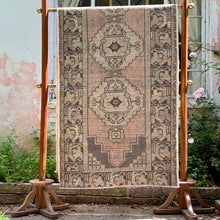 Load image into Gallery viewer, Turkish Rug - 9&#39;3x3&#39;2
