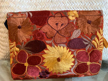 Load image into Gallery viewer, Mexican Embroidered Envelope Bag
