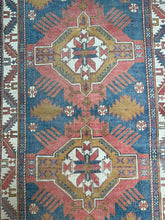 Load image into Gallery viewer, Turkish Rug - 3&#39;10x6&#39;2
